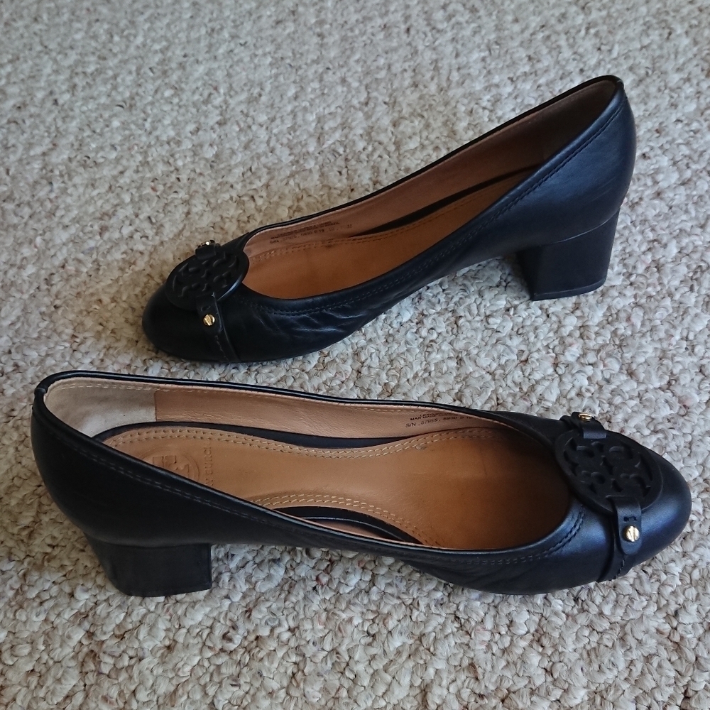 Tory Burch Mini Miller Logo Pump Heels - Black Size 7.5